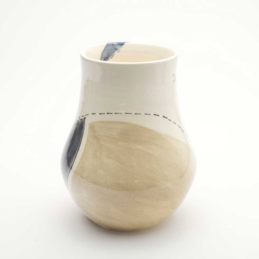 functional/vases/003-changing/d94 - image - 0